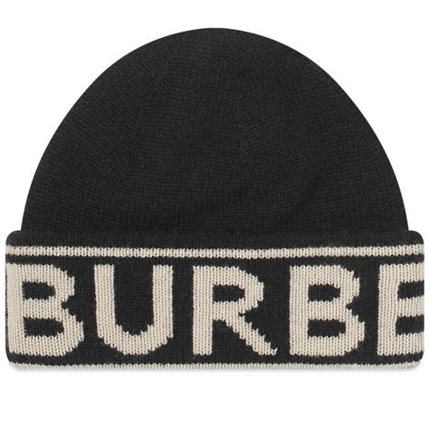 crest burberry white beanie|Burberry Crest.